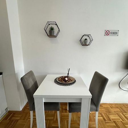 Apartment Guri 普里什蒂纳 外观 照片